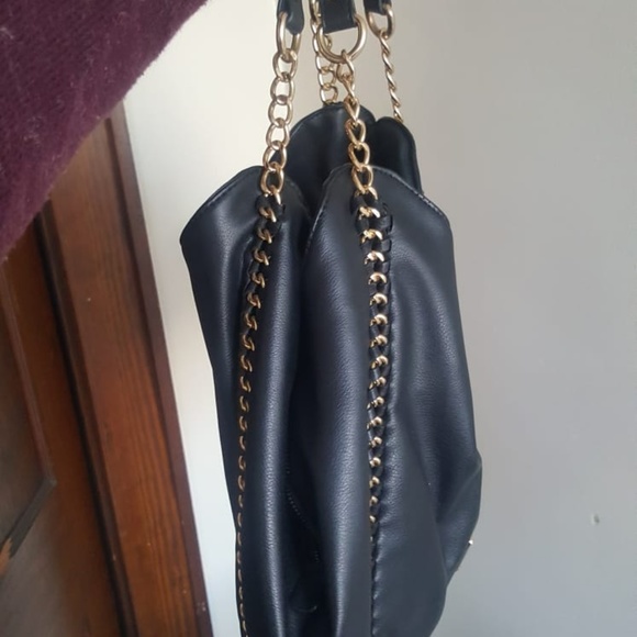 BEBE Colette Triple Entry Black Gold Chain Bag - Picture 4 of 8